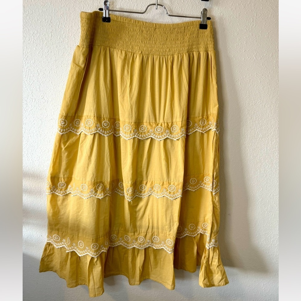Kings Road tiered floral boho skirt